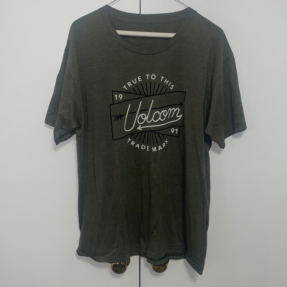 GREEN VOLCOM GRAPHIC T-SHIRT